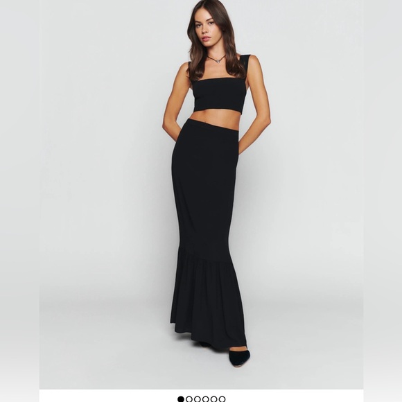 Reformation Azella two piece set. Size 10. Cherry red. - Picture 14 of 14